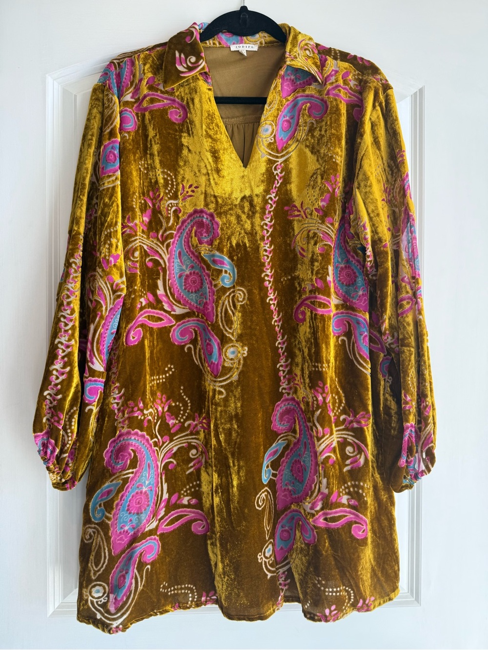 JODIFL Velvet Paisley Tunic Dress - Good with Pink & Teal Embroidery